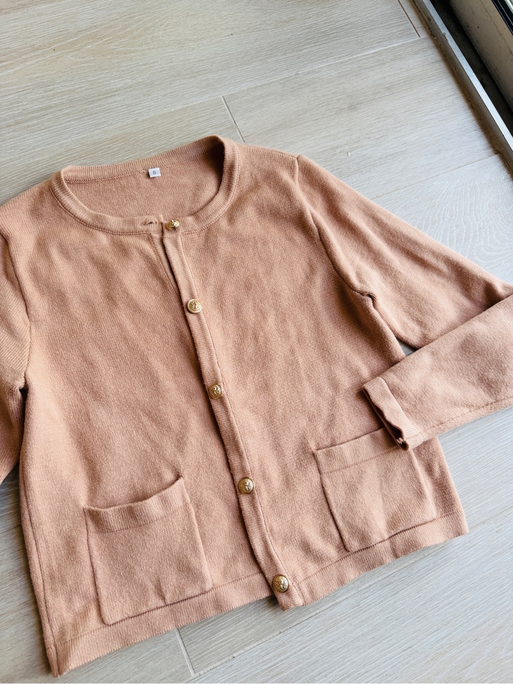 Women’s Crewneck Button-Front Cardigan in Camel